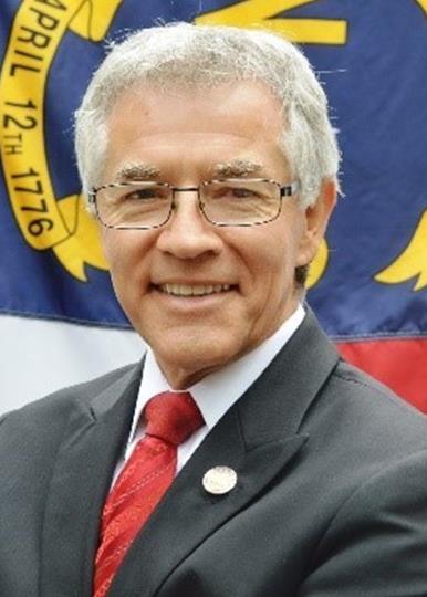 Headshot of  Harry Warren