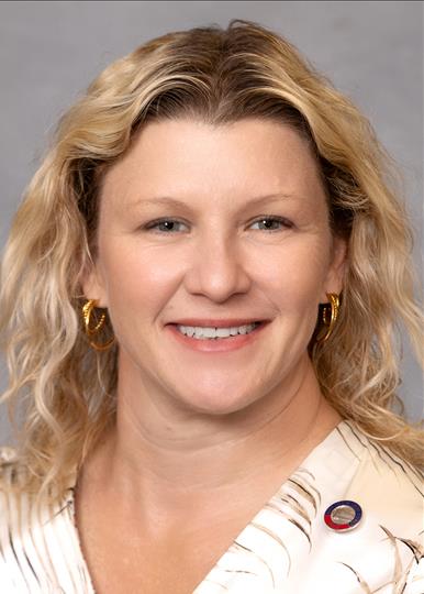 Headshot of  Laura Budd