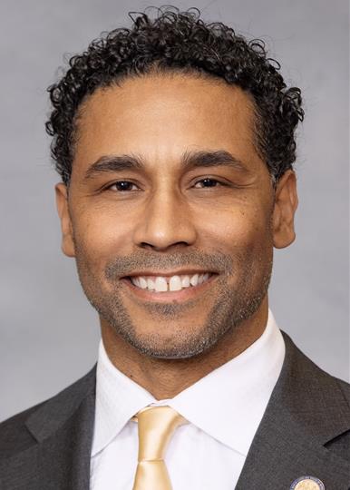 Headshot of  Brian Echevarria