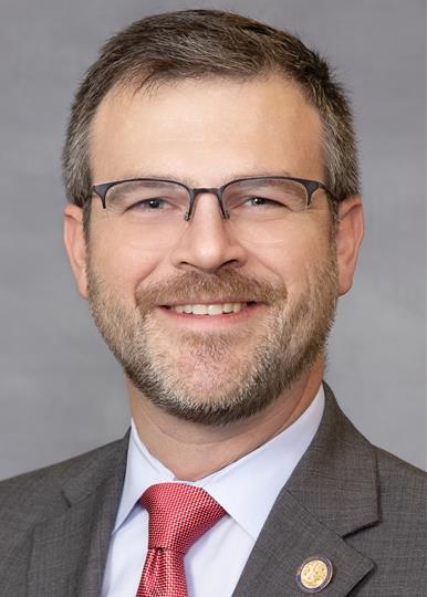 Headshot of  Mike Schietzelt