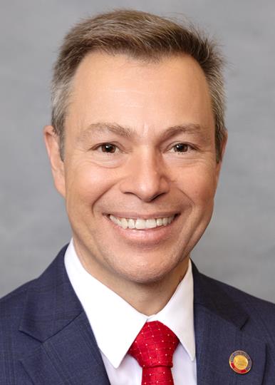 Headshot of  Paul Scott